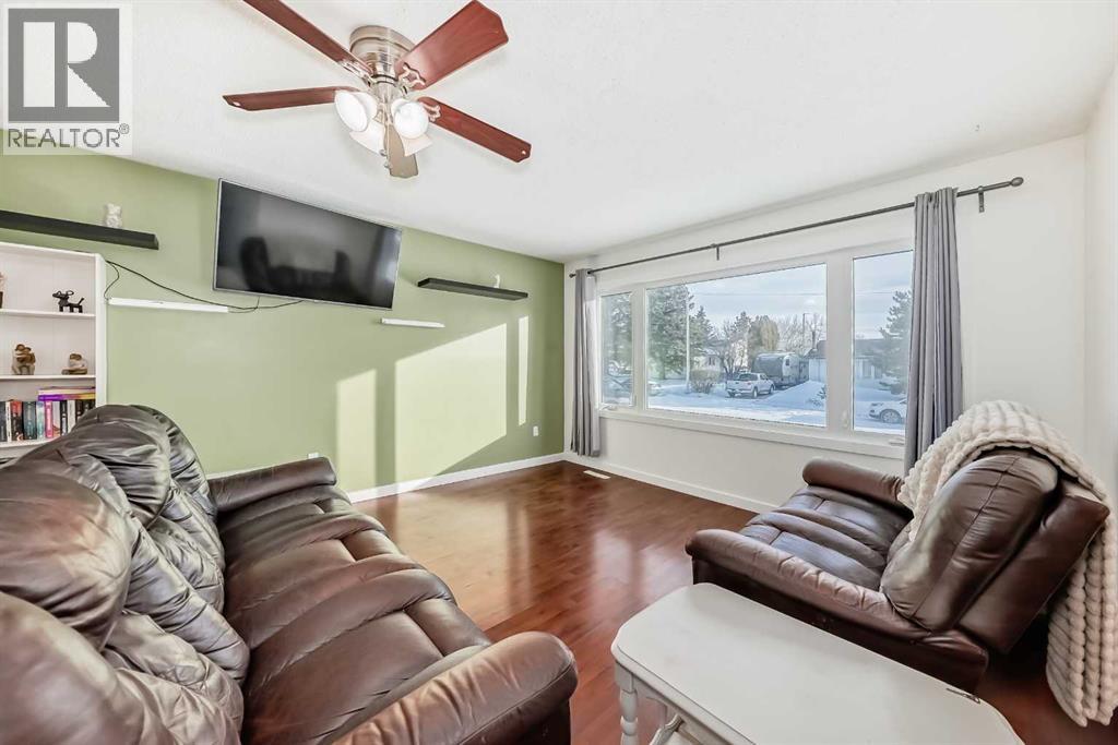 4924 39 Street, Innisfail