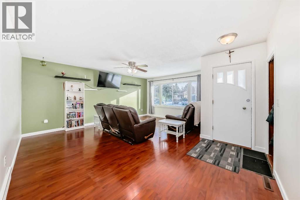 4924 39 Street, Innisfail