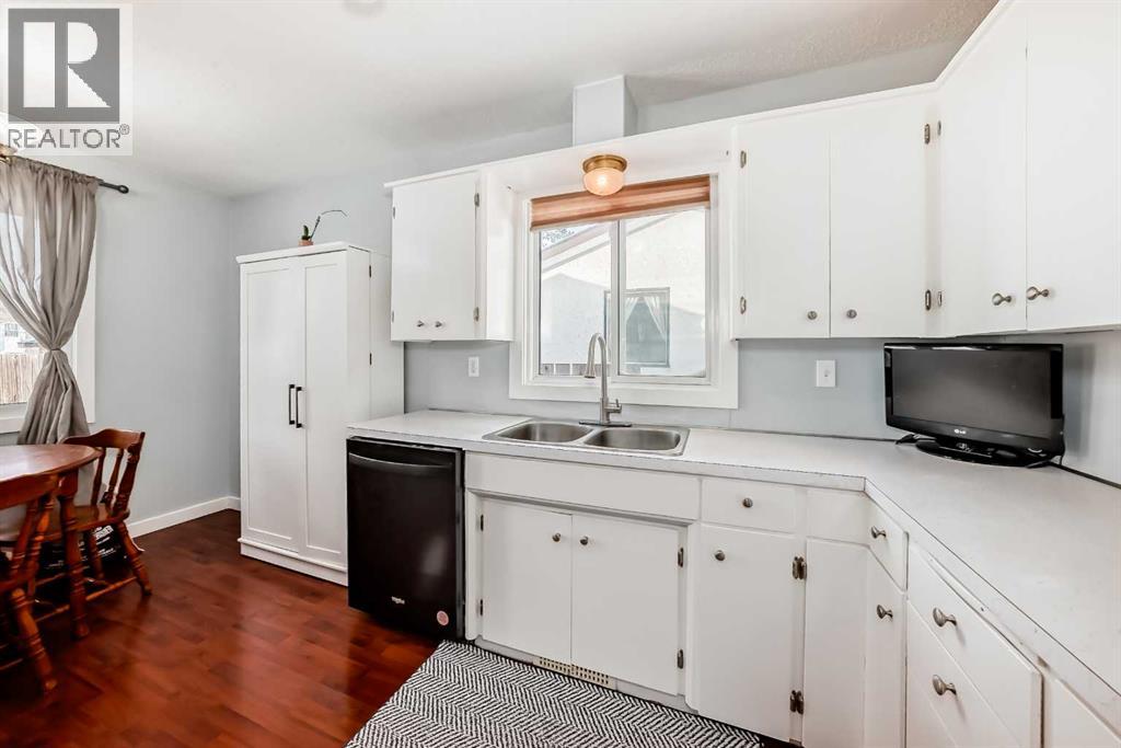 4924 39 Street, Innisfail