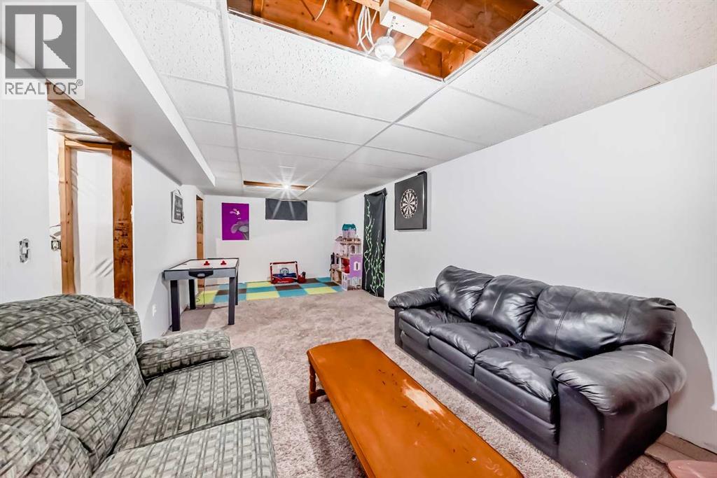 4924 39 Street, Innisfail