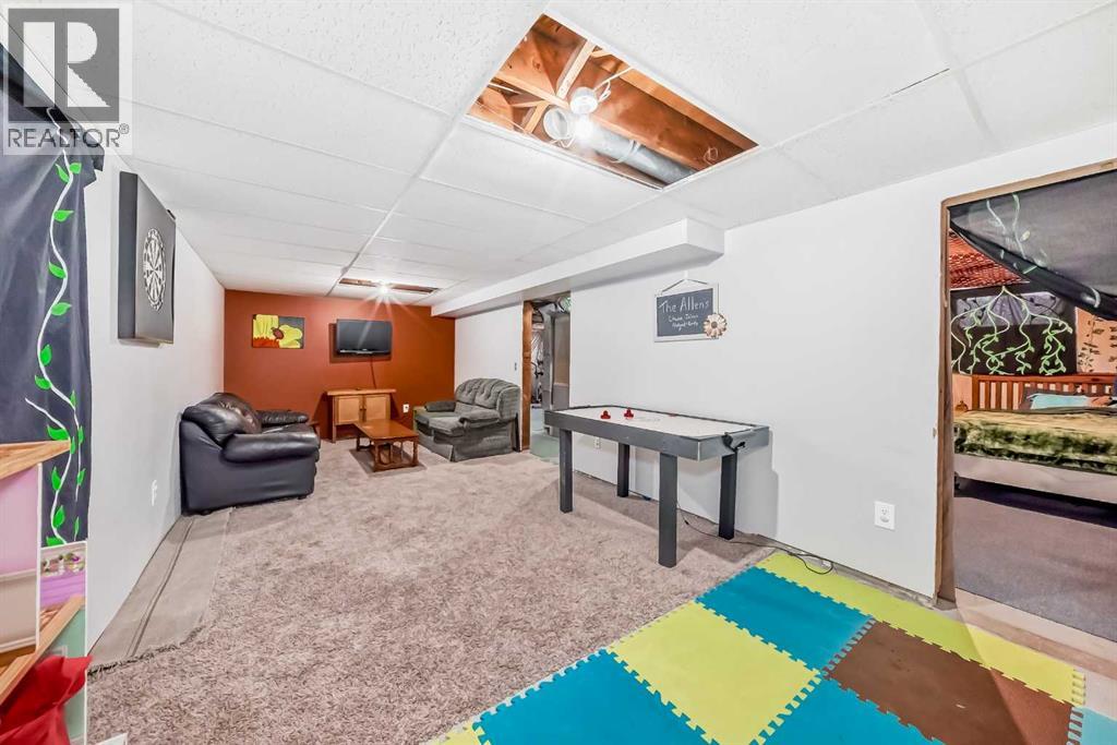 4924 39 Street, Innisfail