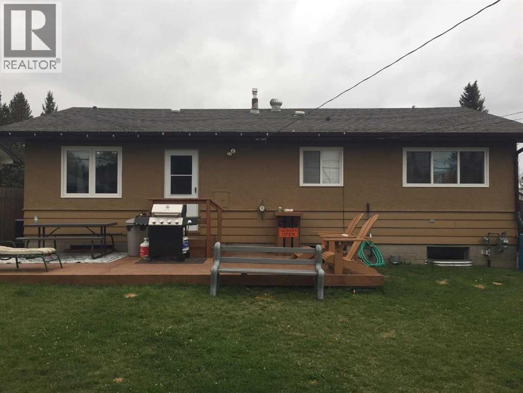 4924 39 Street, Innisfail
