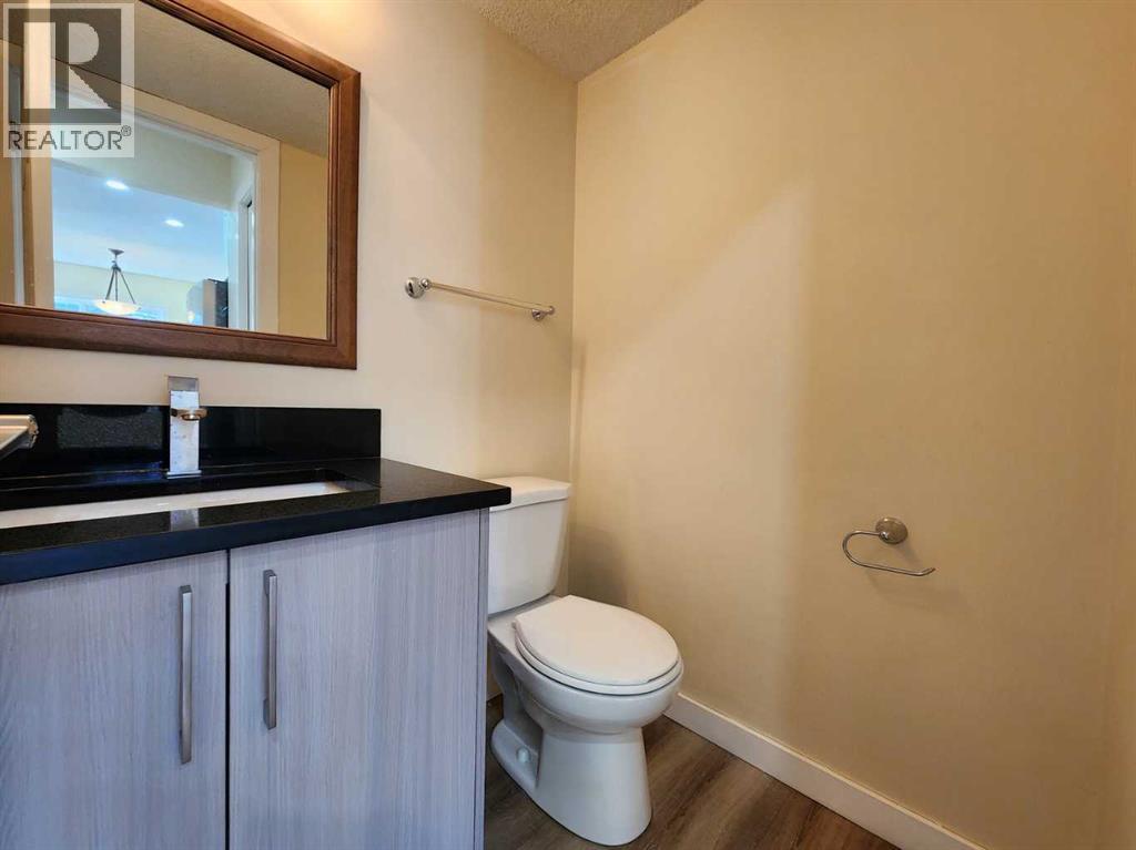 Single Family House for Sale in    Street NE Thorncliffe Calgary 