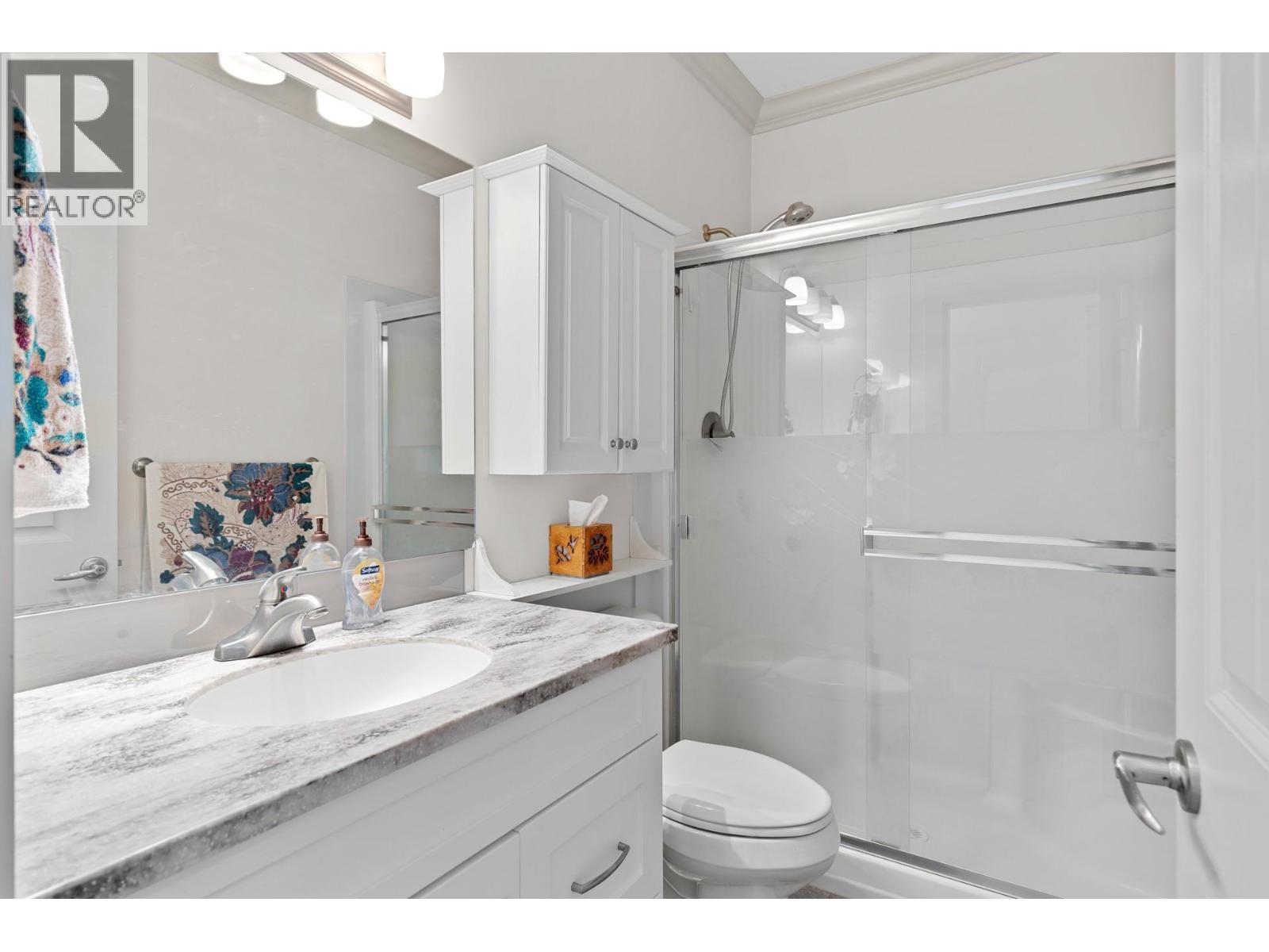  2092 Clover Drive, West Kelowna