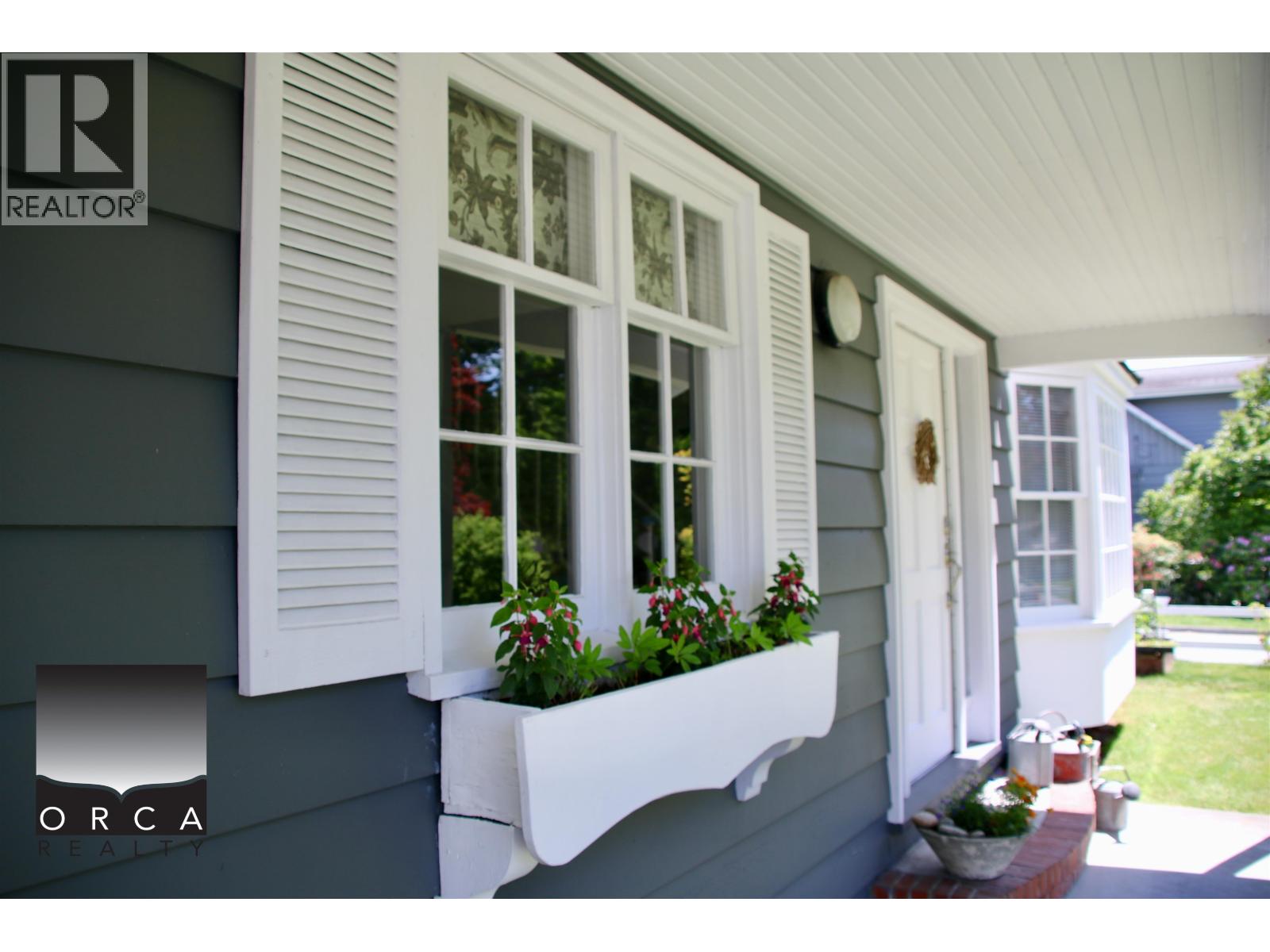 3822 LYNN VALLEY Road - photo 2