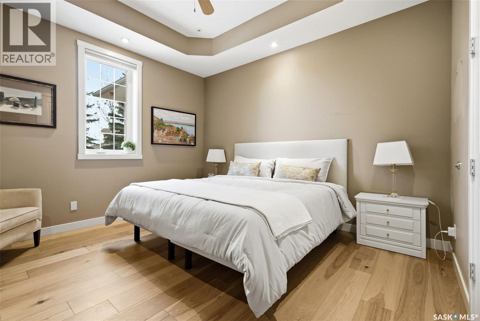3270 Windsor Park CRESCENT - 27