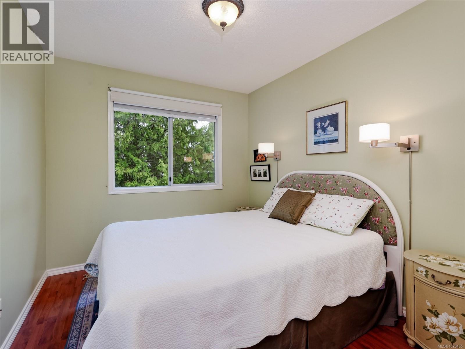 Single Family House for Sale in   West Saanich Rd Saanich 