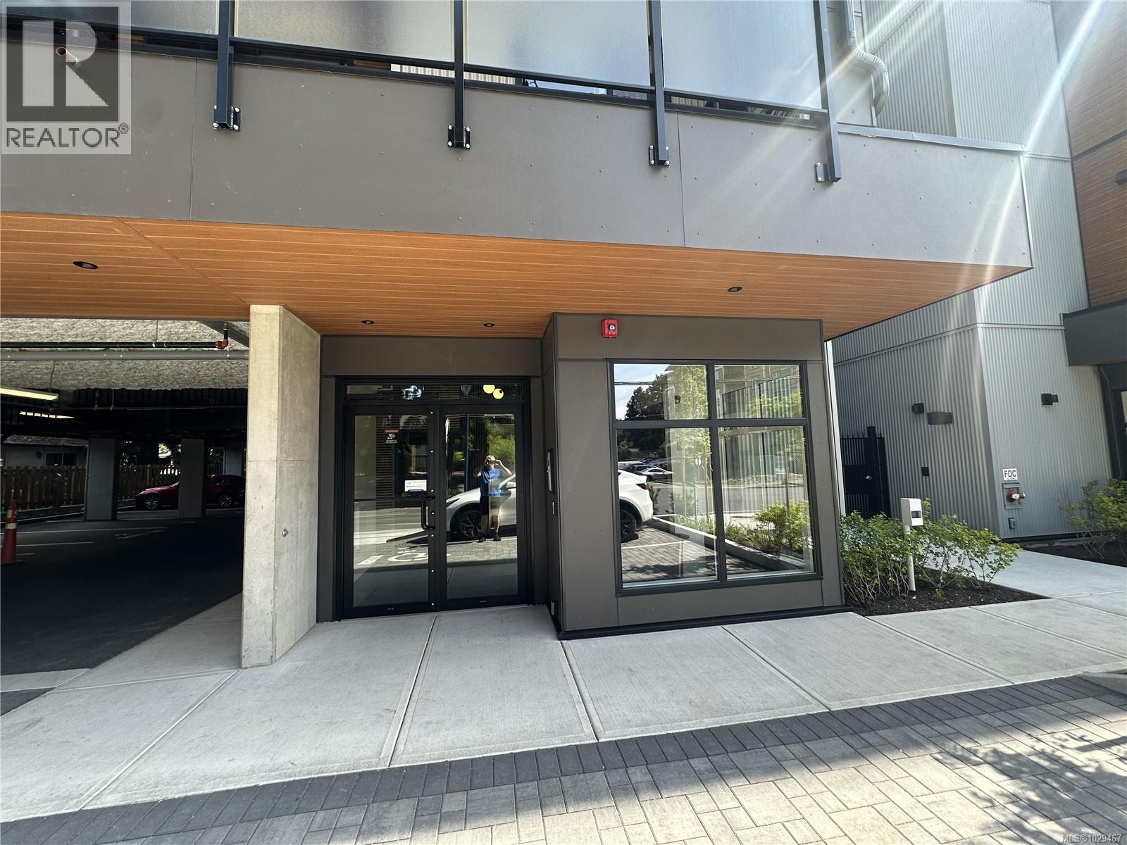 205 924 Jenkins Avenue, Langford