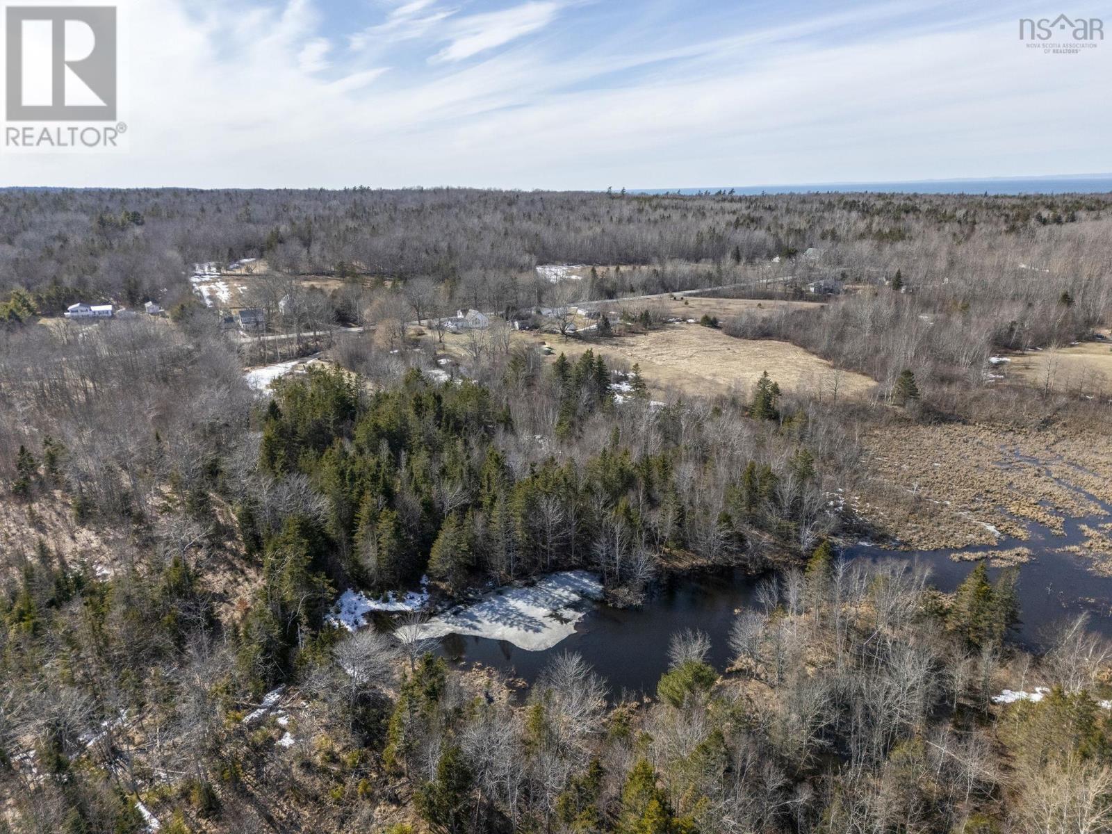 Property 9 of 16 of Lot 5 362 Highway