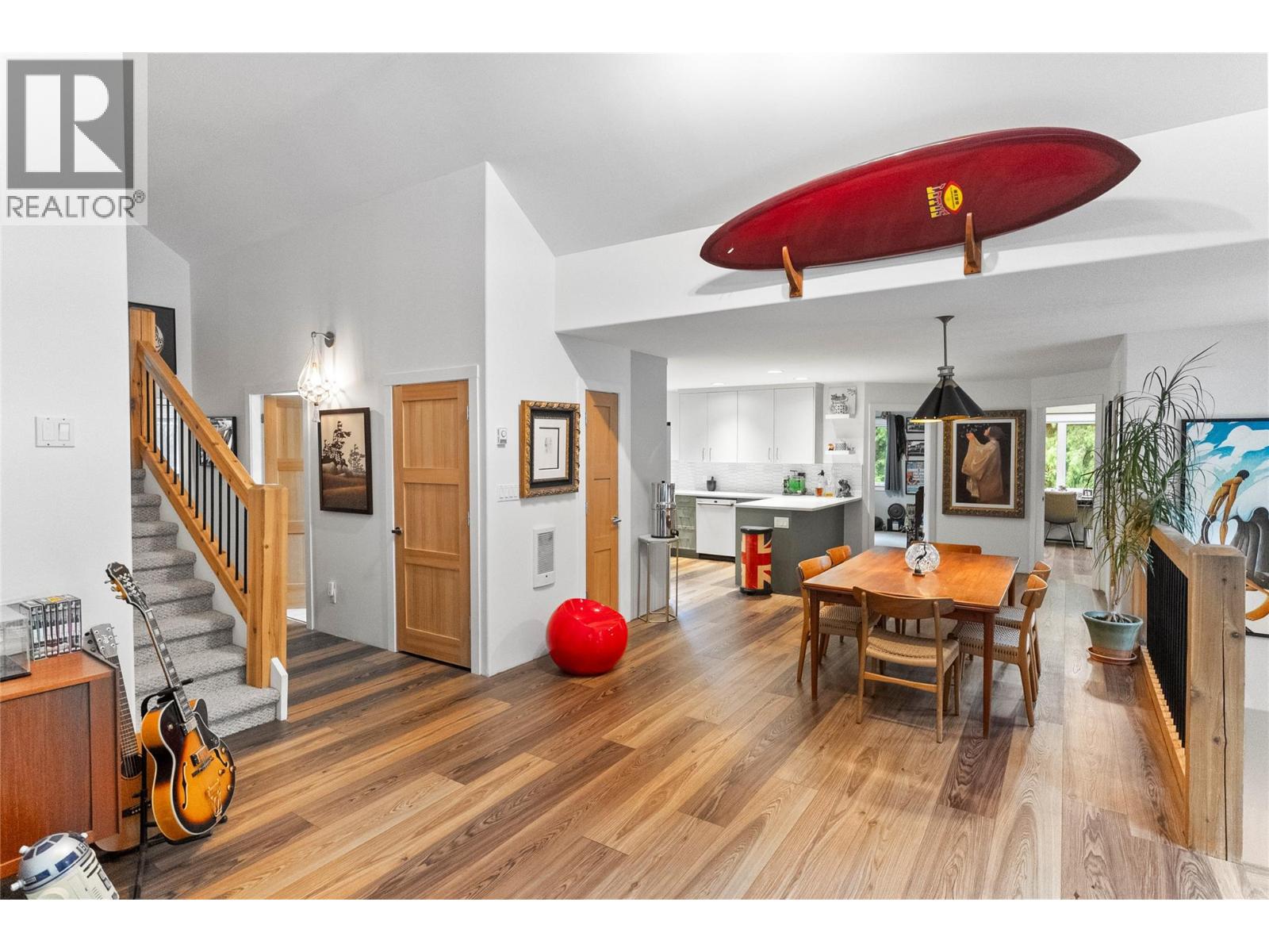 4037 Santa Road, Scotch Creek