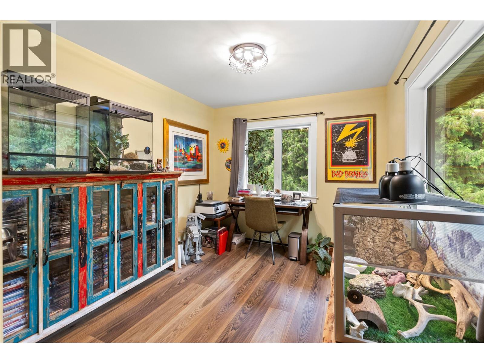 4037 Santa Road, Scotch Creek