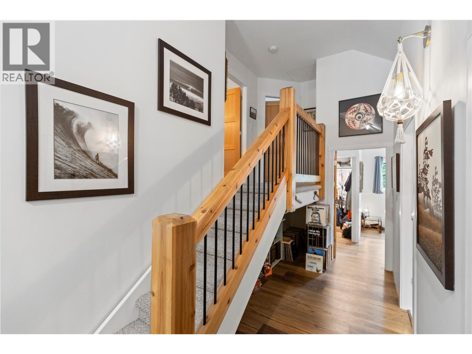 4037 Santa Road, Scotch Creek