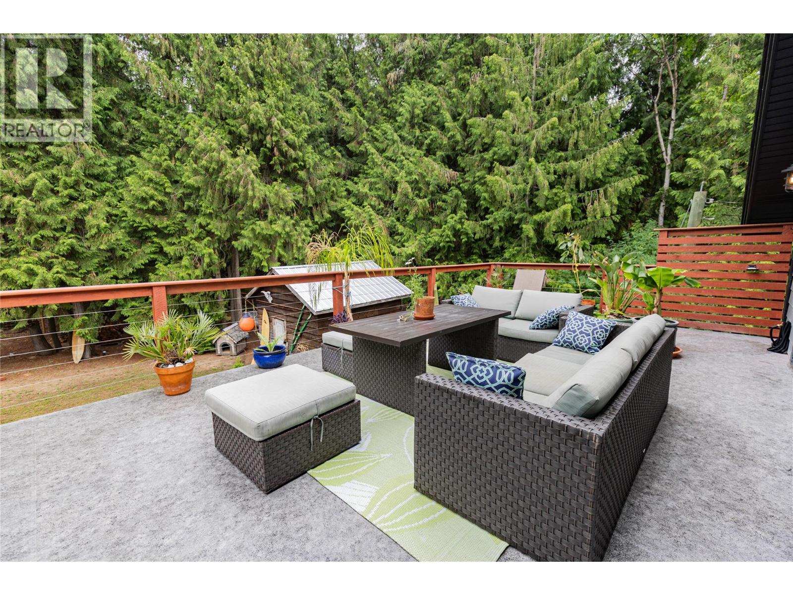 4037 Santa Road, Scotch Creek