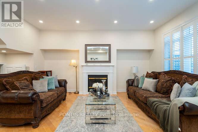 3452 EGLINTON AVENUE W - 23
