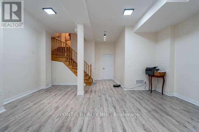 3452 EGLINTON AVENUE W - 36