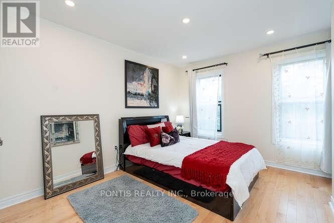 3452 EGLINTON AVENUE W - 47