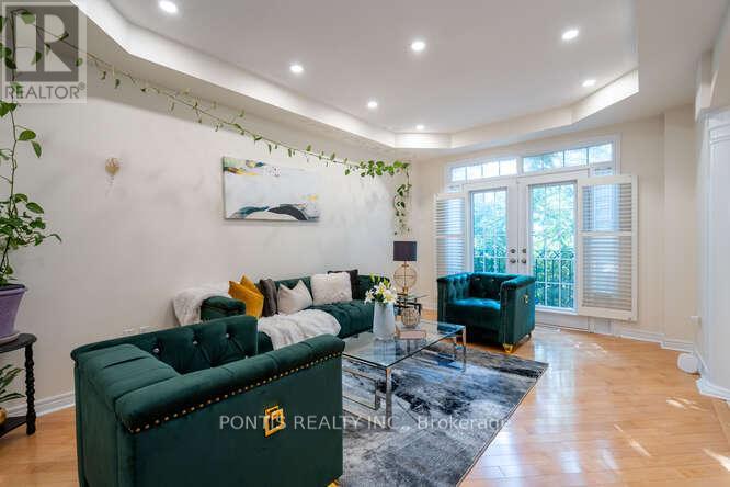 3452 EGLINTON AVENUE W - 9