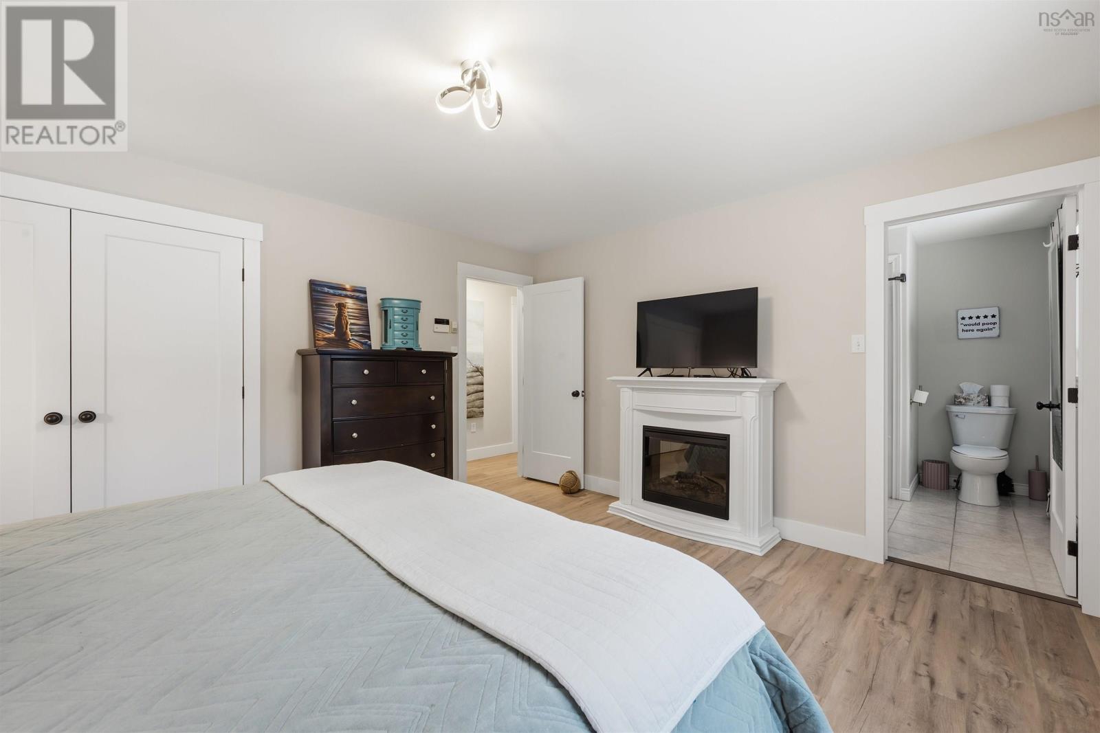 Property 22 of 48 of 241 Monarch Drive