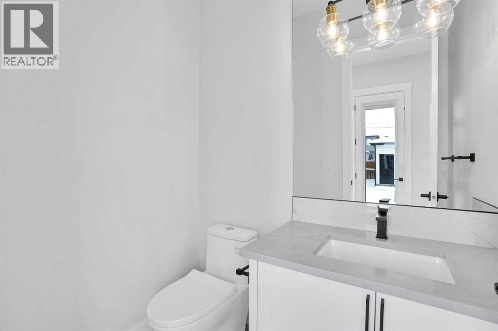 Single Family House for Sale in   Street SW Killarney/Glengarry Calgary 