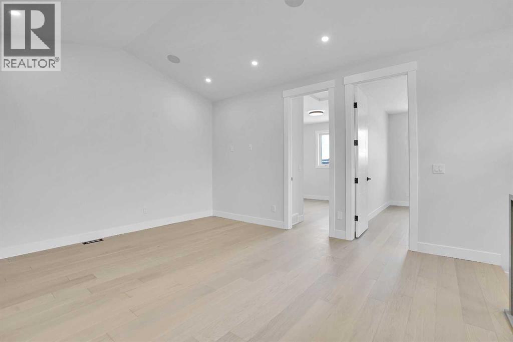 Single Family House for Sale in   Street SW Killarney/Glengarry Calgary 