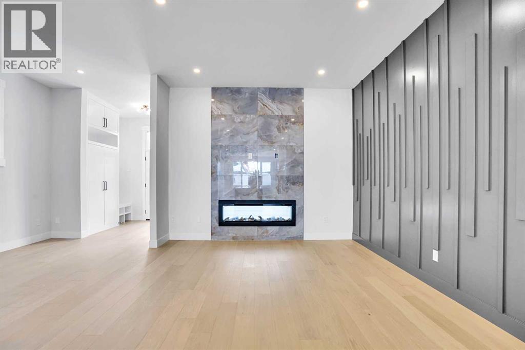 Single Family House for Sale in   Street SW Killarney/Glengarry Calgary 