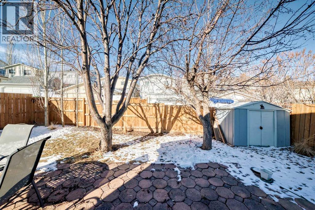 Single Family House Bi-level for Sale in  Macewan Glen Road NW MacEwan Glen Calgary 
