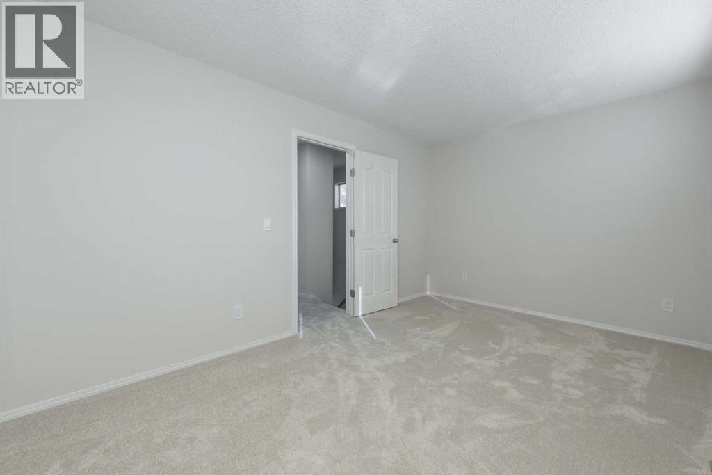 Single Family House for Sale in   Tarawood Lane NE Taradale Calgary 