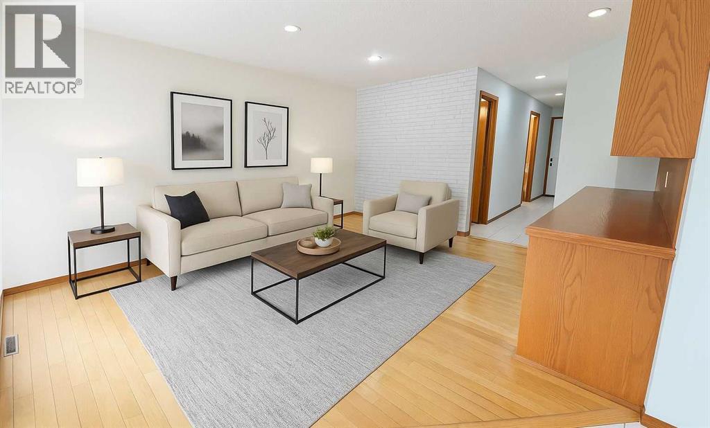 Single Family House for Sale in  Christie Estate Boulevard SW Christie Park Calgary 