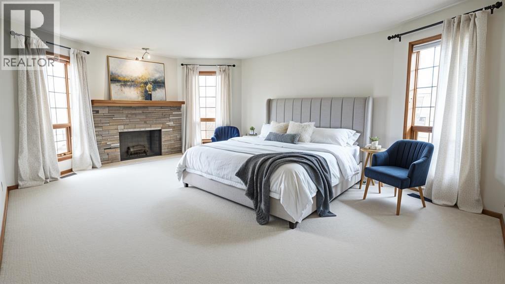 Single Family House for Sale in  Christie Estate Boulevard SW Christie Park Calgary 