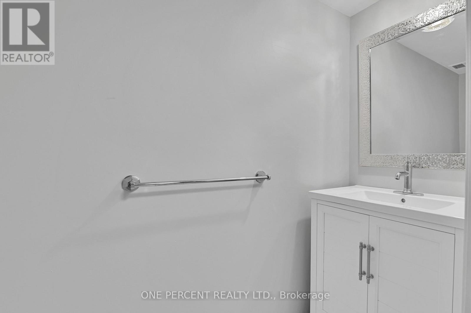 1511 FISHER AVENUE — photo 25