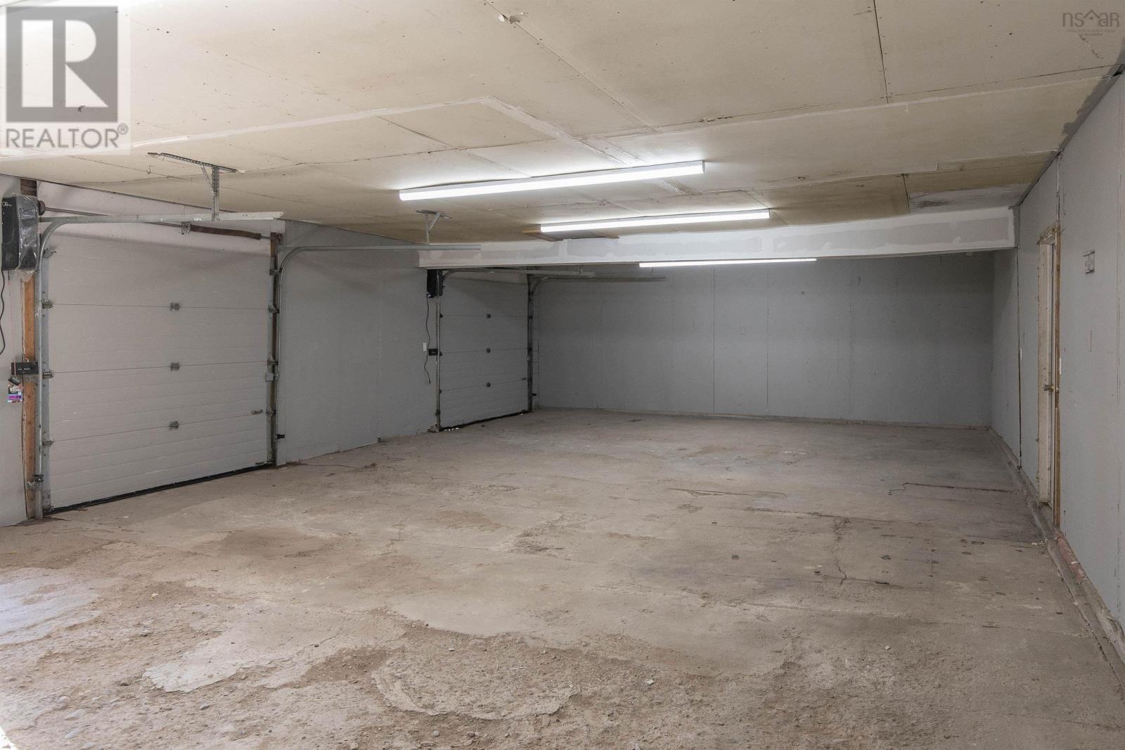 Property 45 of 50 of 2567 Highway 358