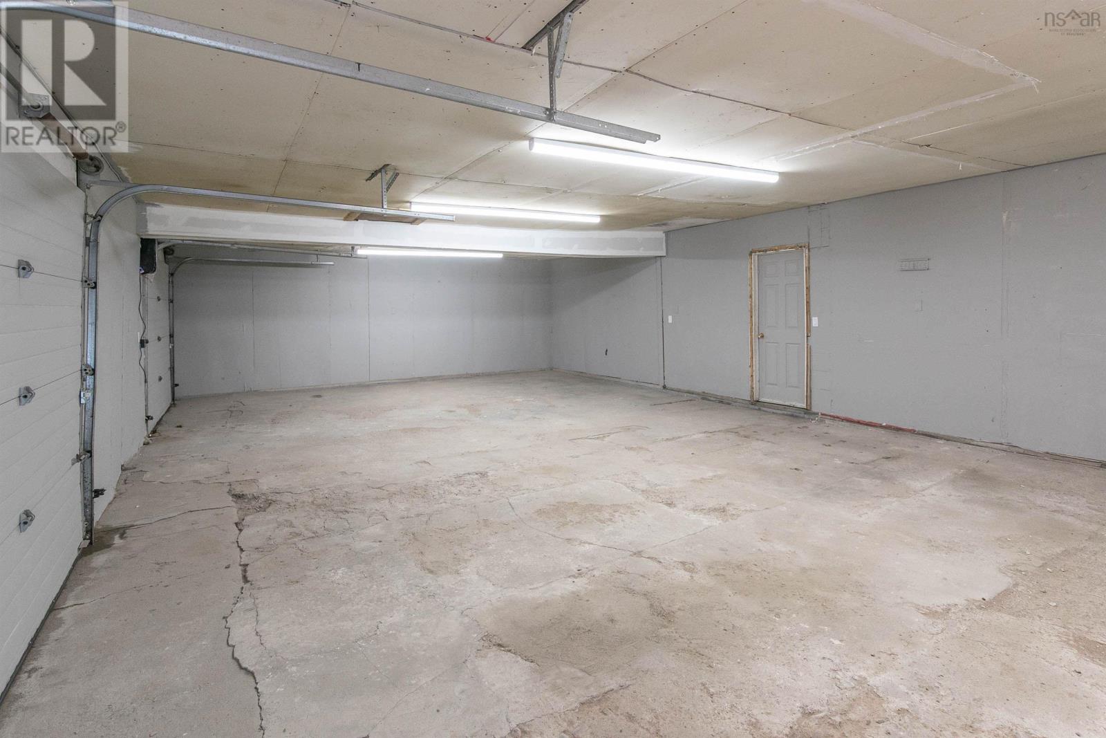 Property 46 of 50 of 2567 Highway 358