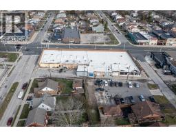 1351 Tecumseh Rd E, Windsor, ON N8W2B9 Photo 12