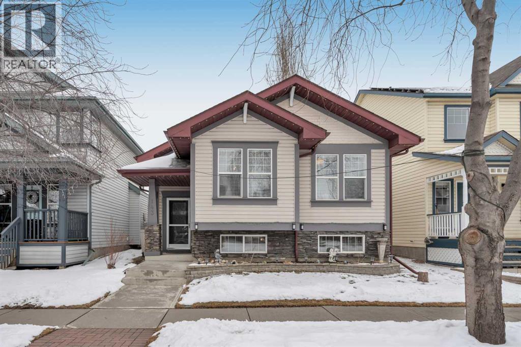 Single Family House Bi-level for Sale in  Prestwick Landing SE McKenzie Towne Calgary 