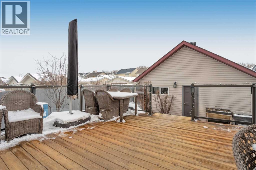 Single Family House Bi-level for Sale in  Prestwick Landing SE McKenzie Towne Calgary 