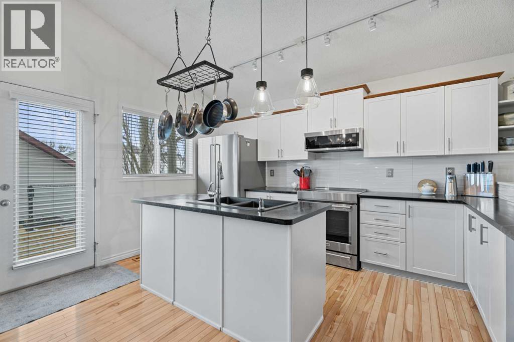 Single Family House Bi-level for Sale in  Prestwick Landing SE McKenzie Towne Calgary 