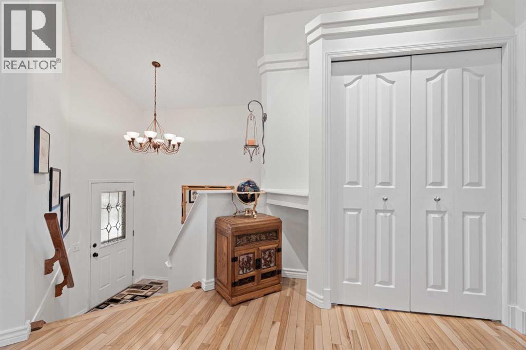 Single Family House Bi-level for Sale in  Prestwick Landing SE McKenzie Towne Calgary 