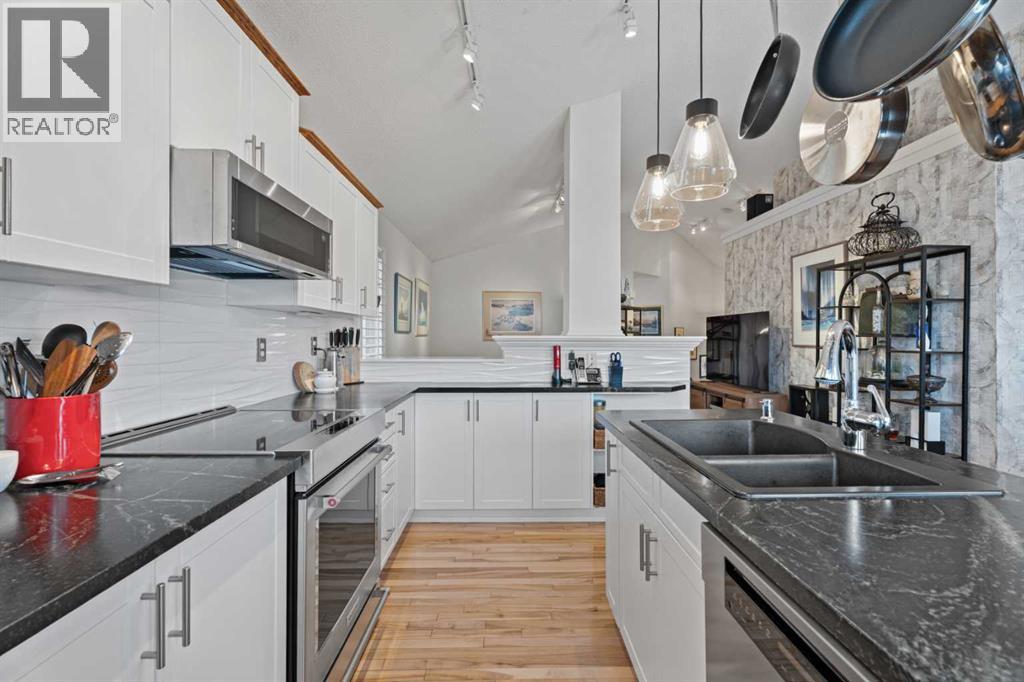 Single Family House Bi-level for Sale in  Prestwick Landing SE McKenzie Towne Calgary 