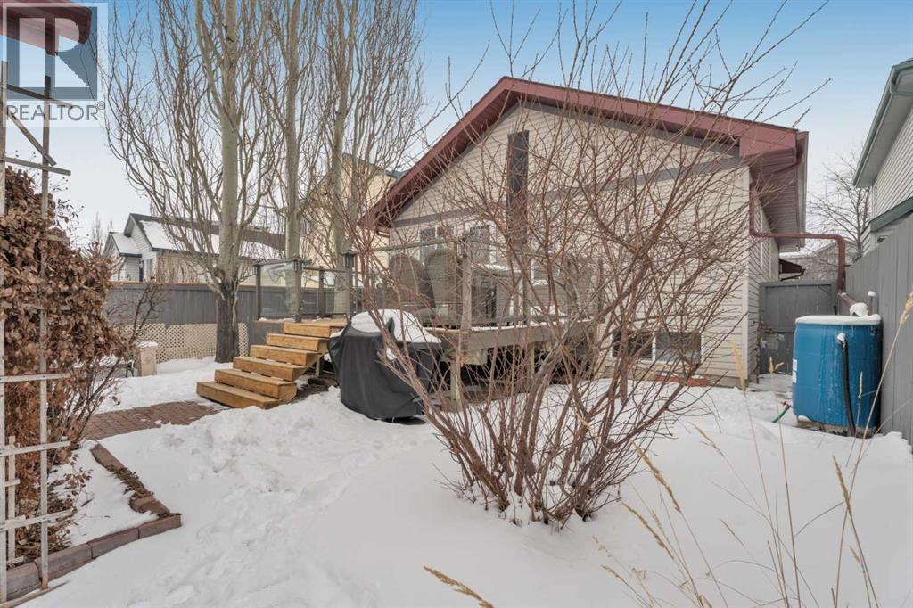 Single Family House Bi-level for Sale in  Prestwick Landing SE McKenzie Towne Calgary 