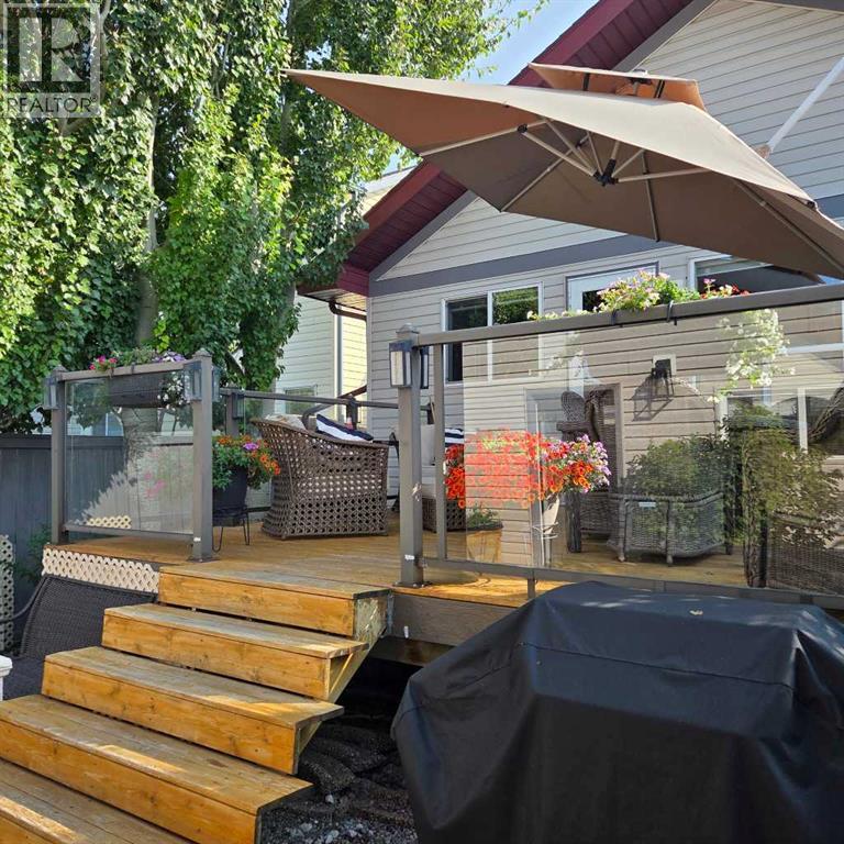 Single Family House Bi-level for Sale in  Prestwick Landing SE McKenzie Towne Calgary 