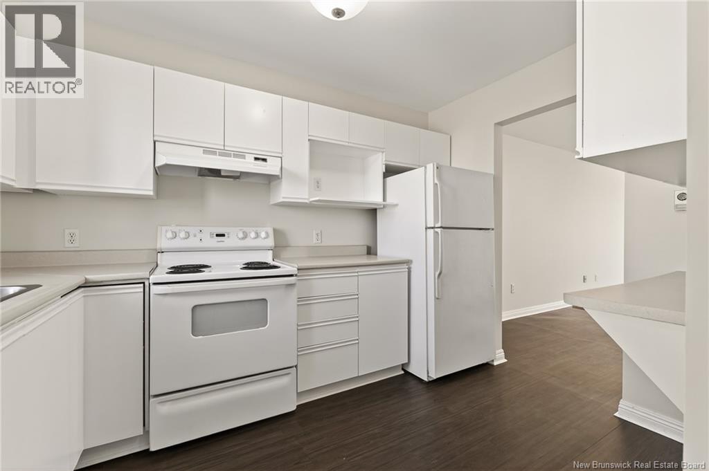 #18 84 Seaman Street - 4