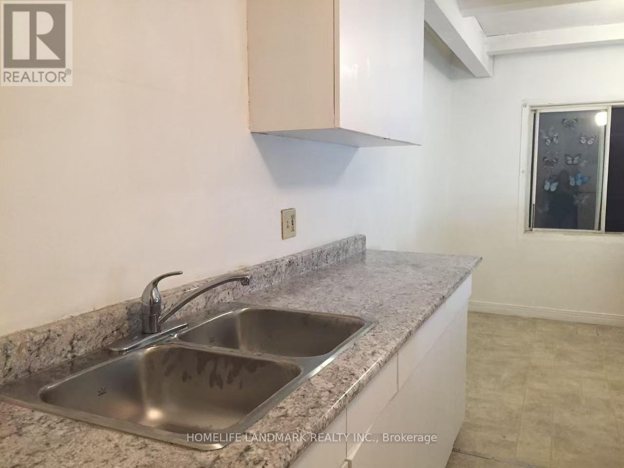 320 ELGIN STREET W - 10