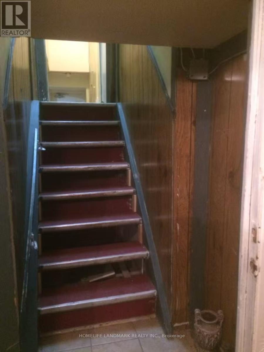 320 ELGIN STREET W - 24