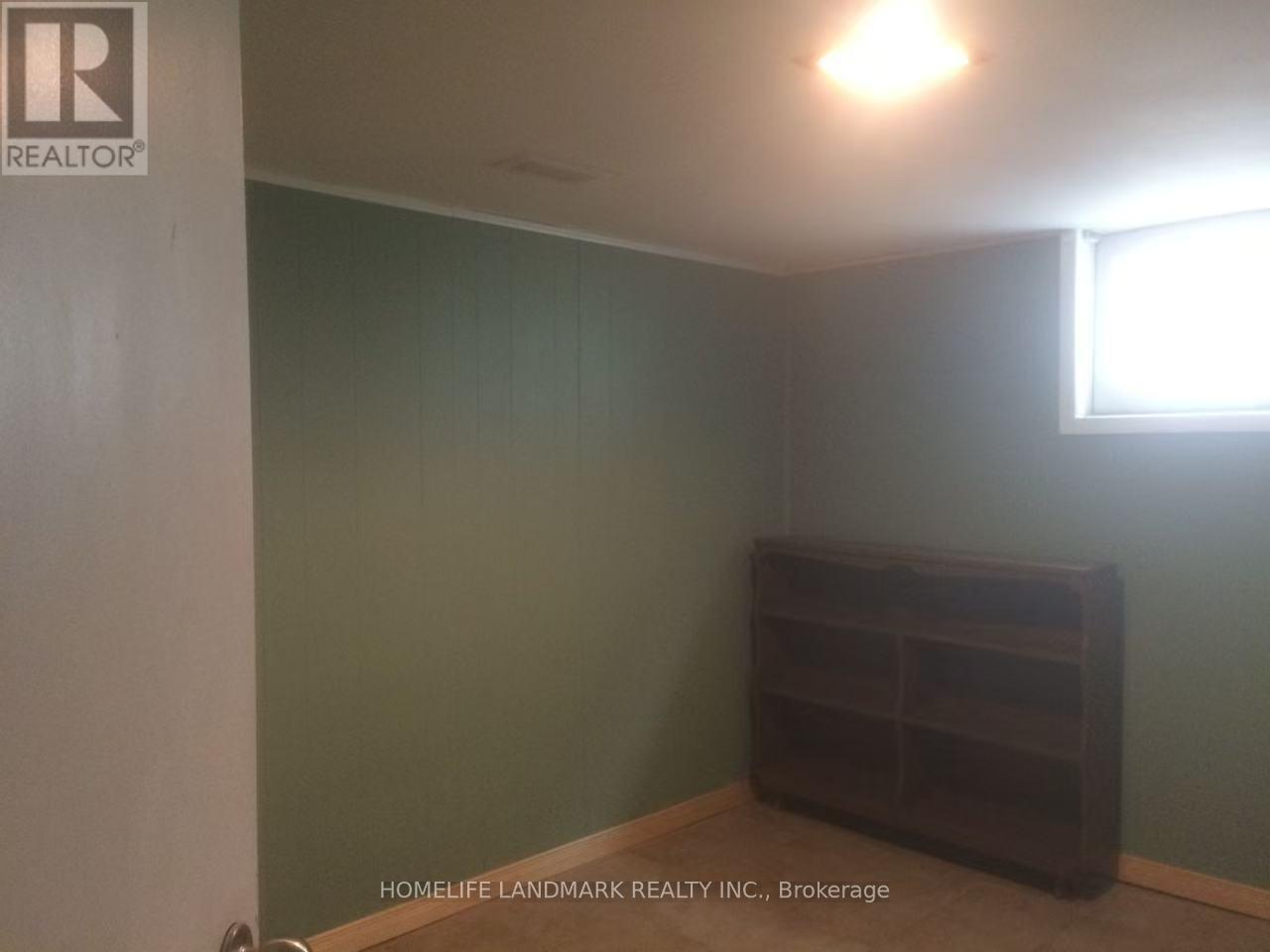 320 ELGIN STREET W - 28