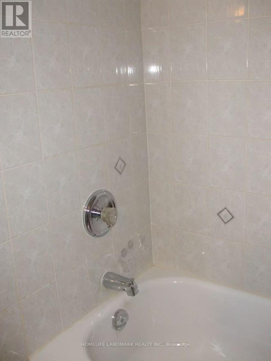 320 ELGIN STREET W - 33