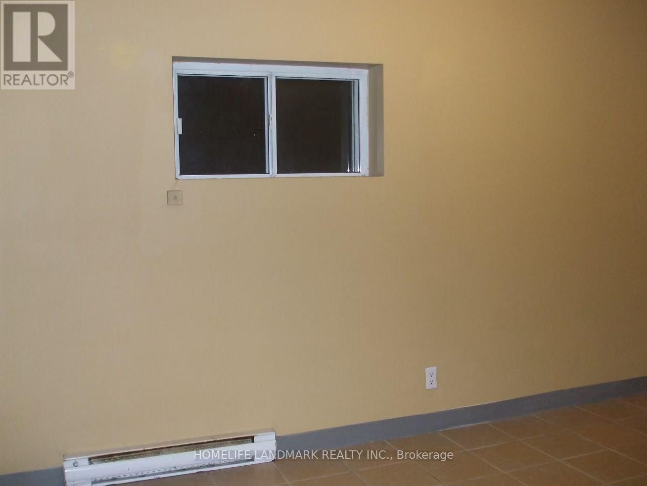 320 ELGIN STREET W - 34