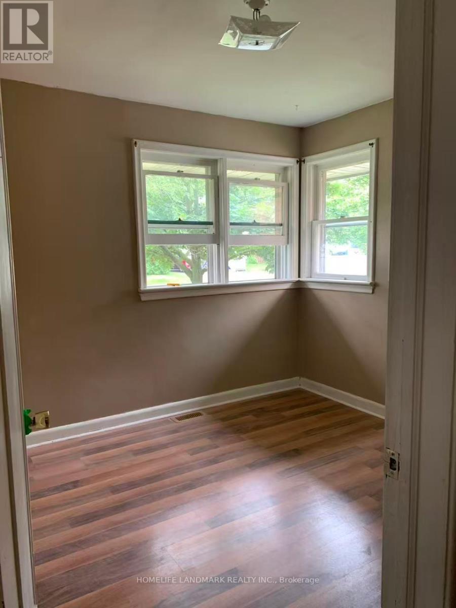320 ELGIN STREET W - 5