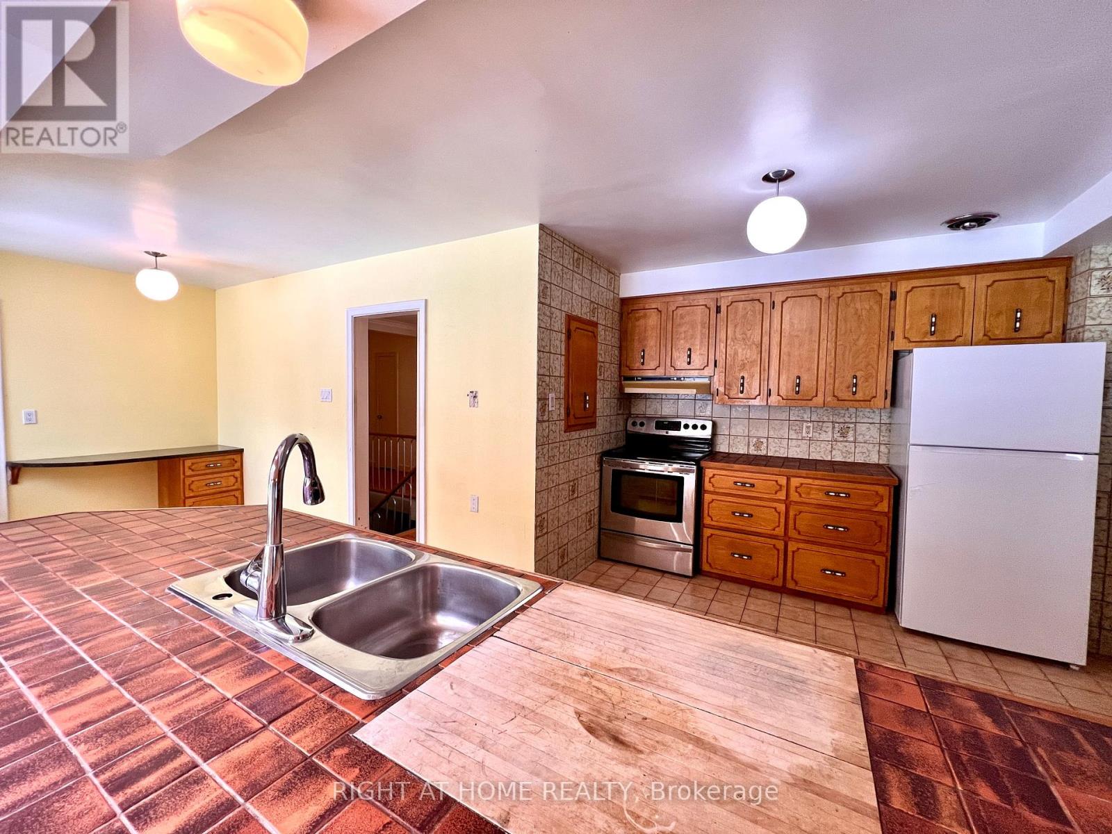 77 RIVERSIDE BOULEVARD - 12