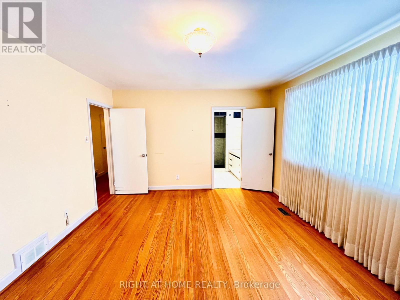 77 RIVERSIDE BOULEVARD - 29
