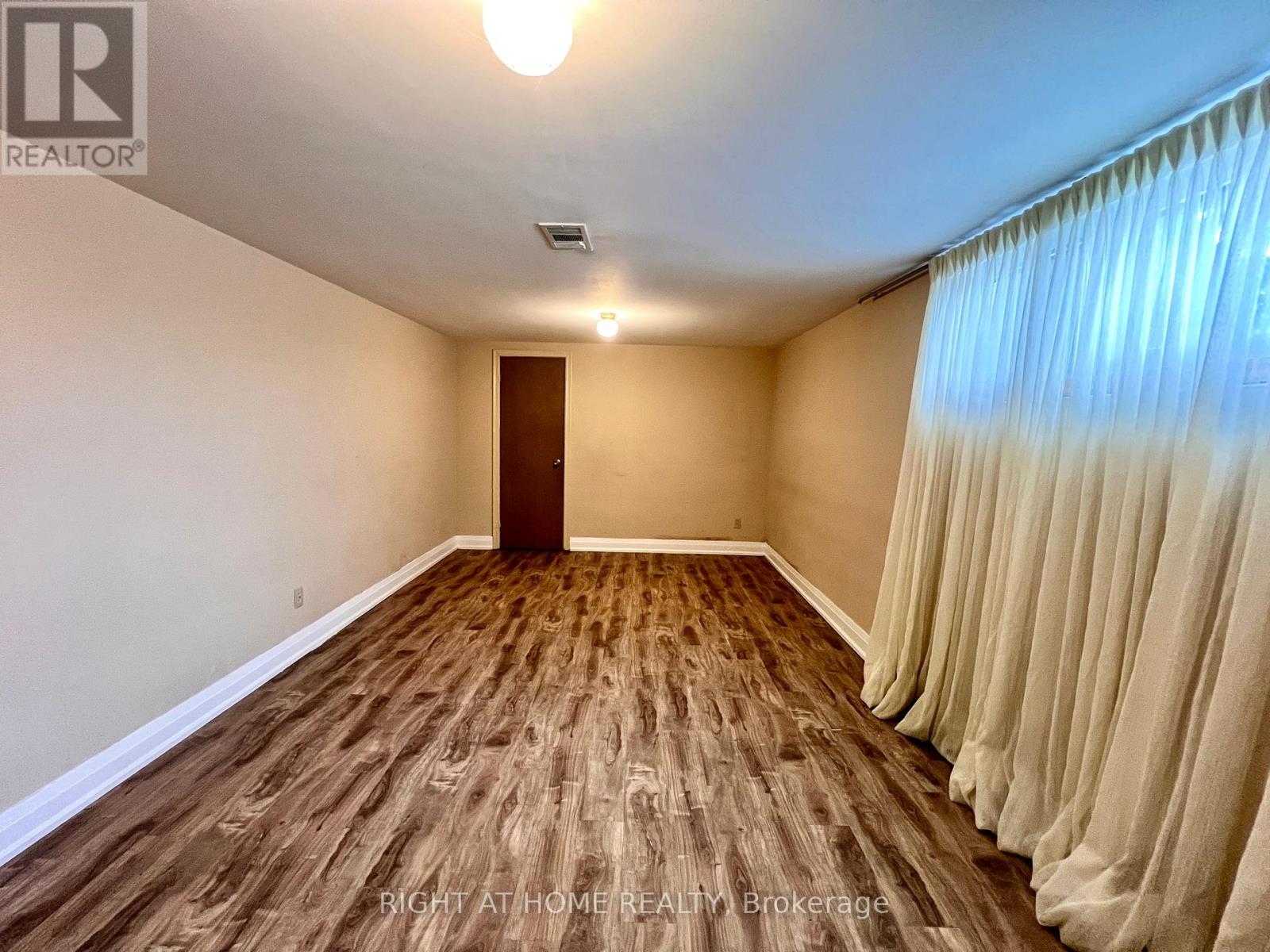 77 RIVERSIDE BOULEVARD - 42